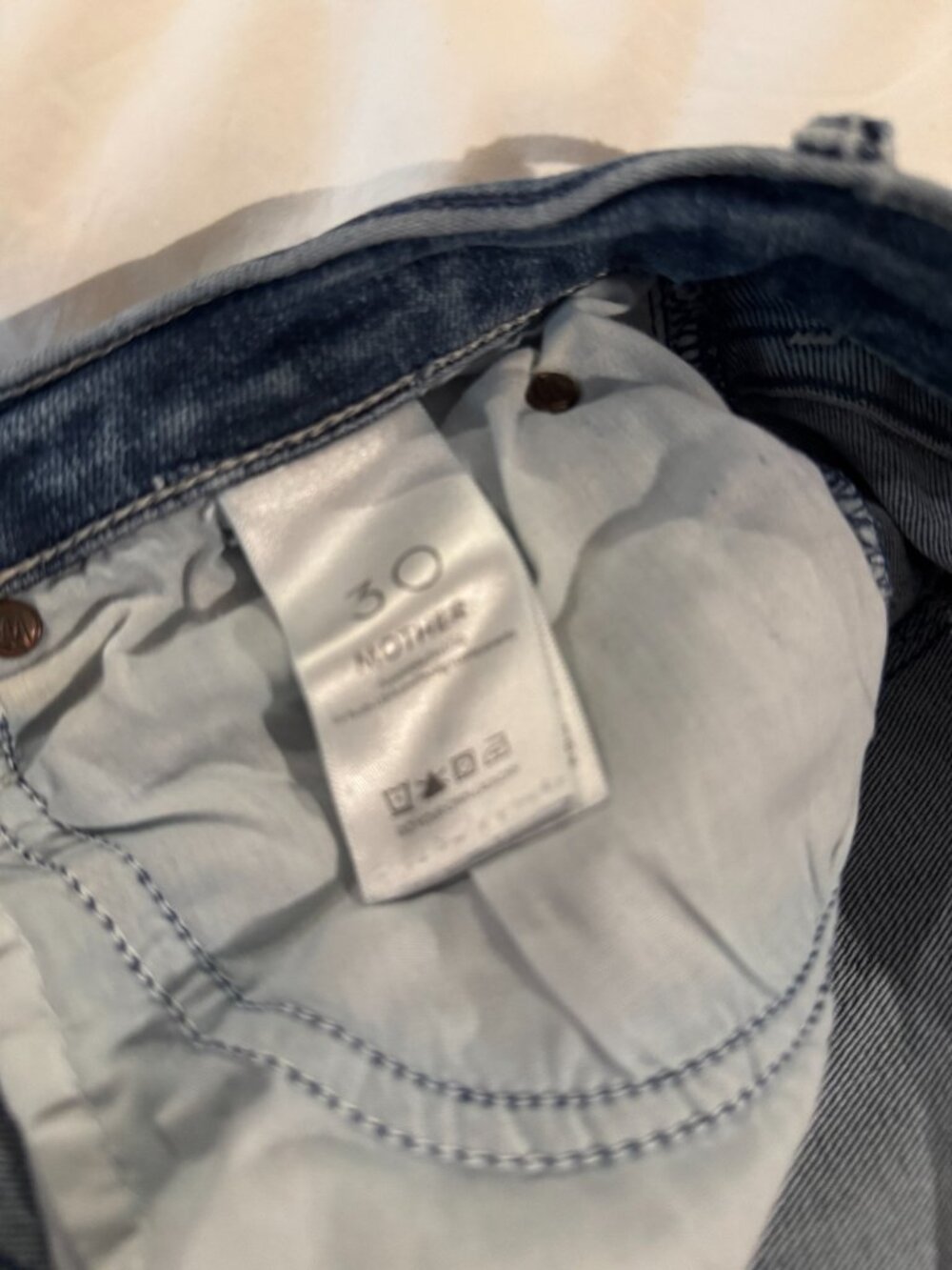 MOTHER Jeans, 3 pair of well worn, distressed jeans - Picture 14 of 15